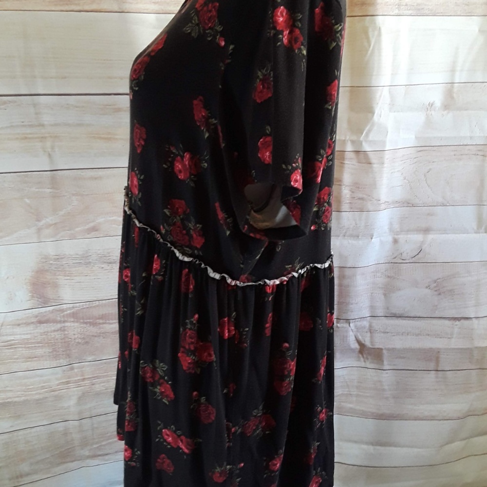 Super Soft Knit Torrid Black Babydoll Top - Size 2 - Picture 5 of 6
